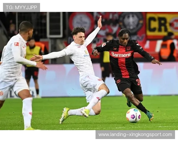 勒沃库森边路传中威胁持续